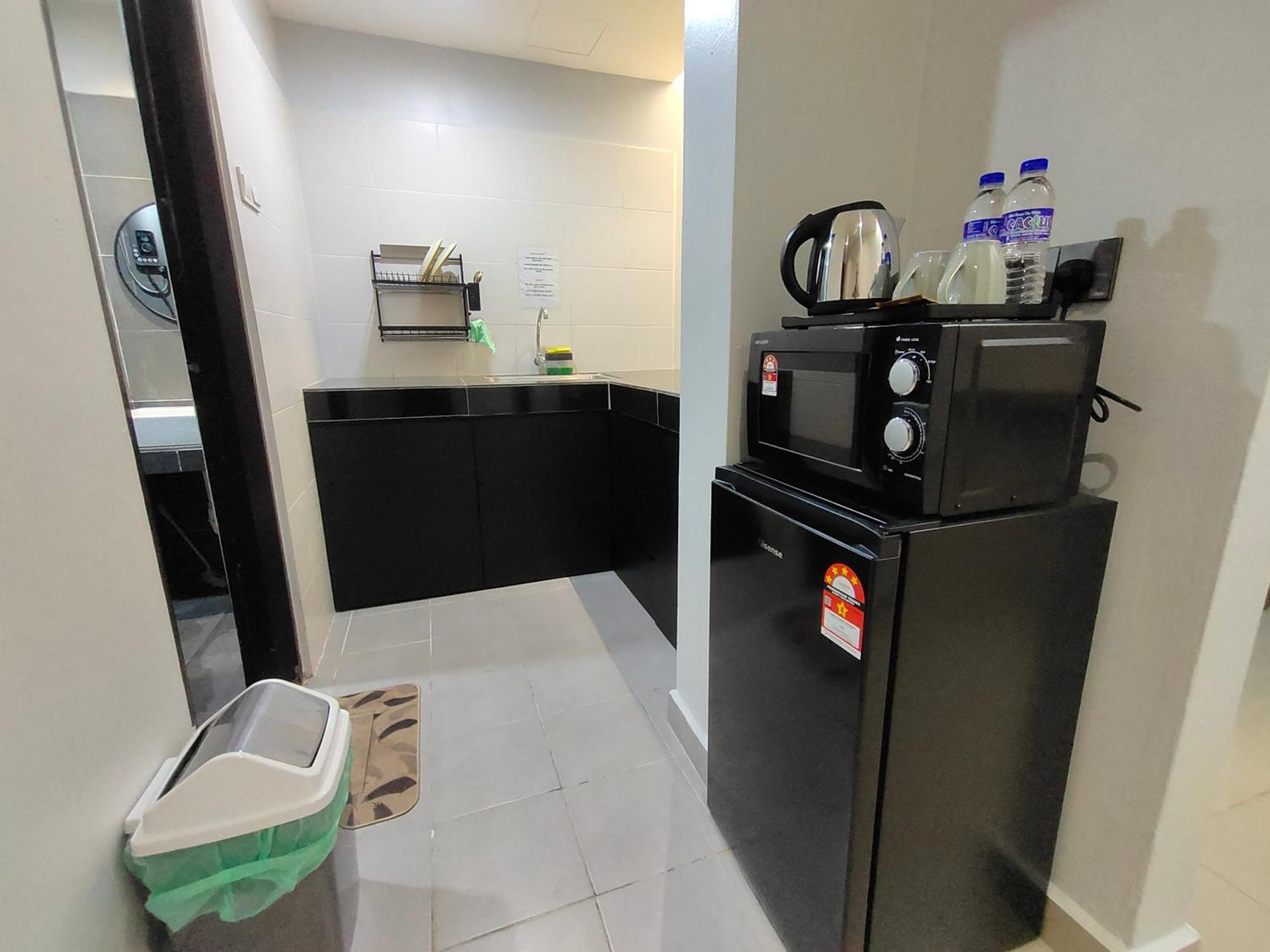 Alish Studio Apartment With Pool, Netflix, Wifi Gua Musang Luaran gambar